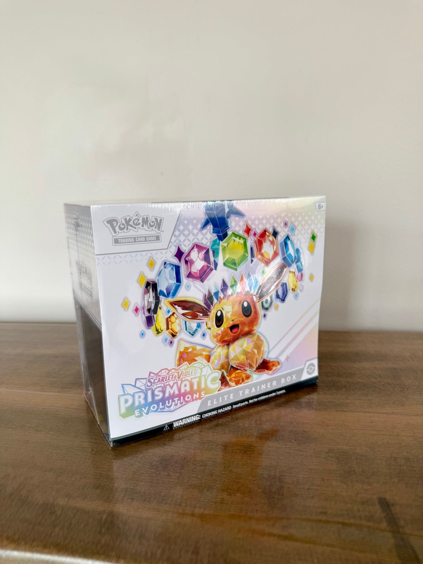 Pokemon Prismatic Evolutions ETB